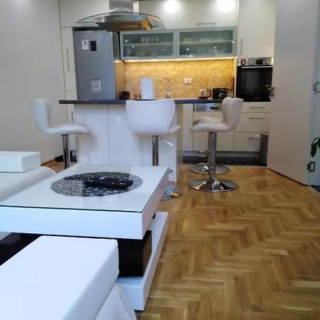 Ana Apartment Novi Sad Exterior photo